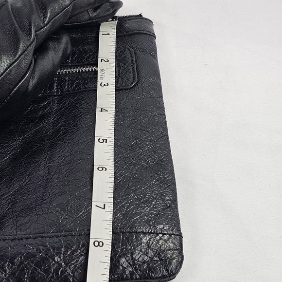 BALENCIAGA Navy Clip L Clutch - Picture 6 of 7